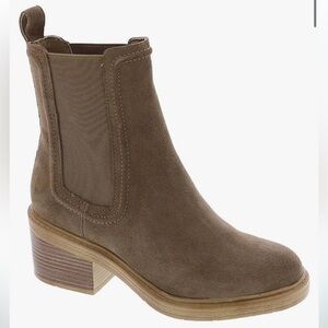 Steve Madden Curtsy Boot